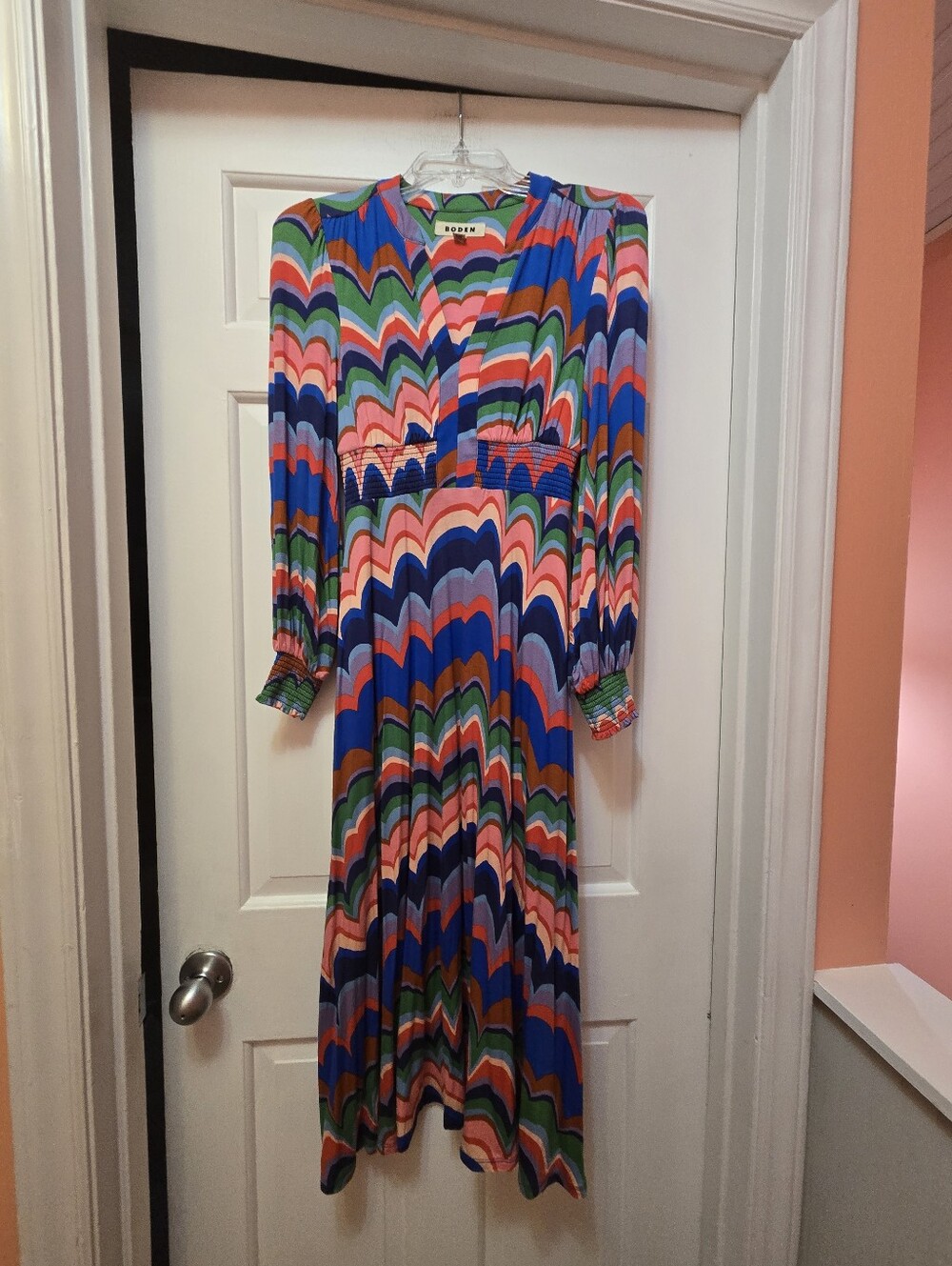 Boden Woman's Multicolor Wave Print Midi Dress - Blue/Pink/Green